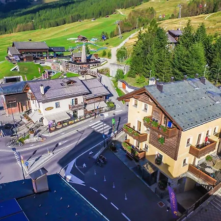 Hotel apartamentowy Mottolino 2*
