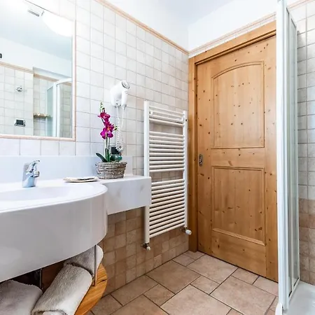 Aparthotel Mottolino 2*