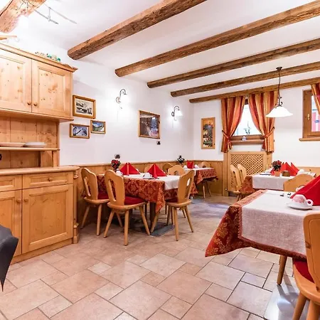 Mottolino Aparthotel 2*